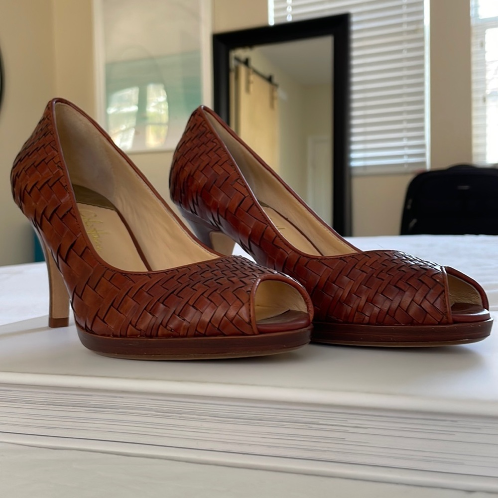 Cole Haan Ladies Pumps size 7